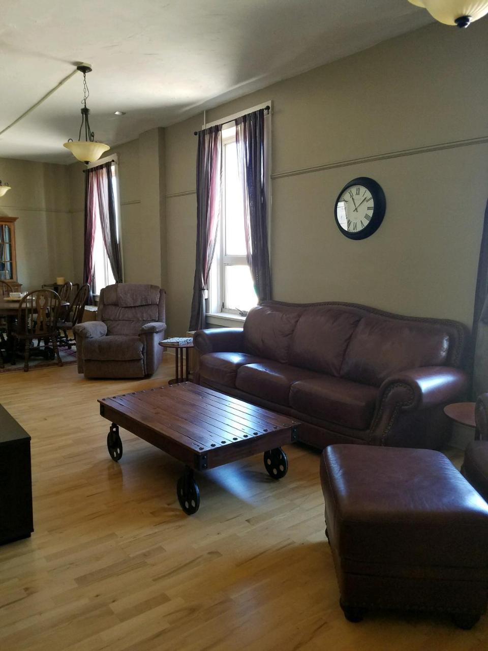 The Westland Suite Chester Esterno foto